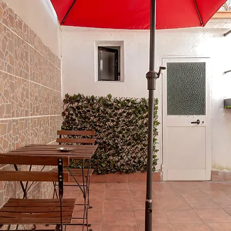 La Casina In Borgo - With Terrace Daire