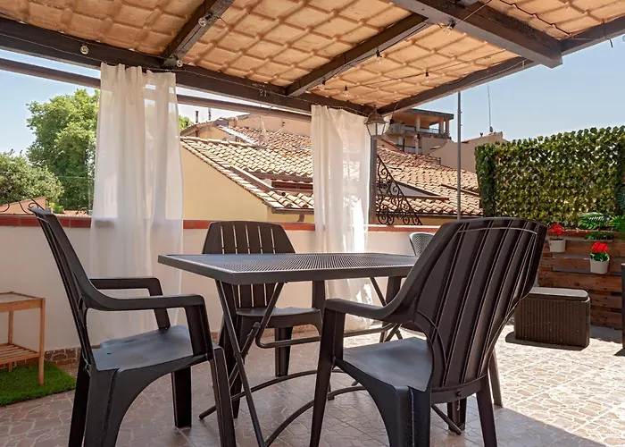 La Casina In Borgo - With Terrace Apartamento Livorno